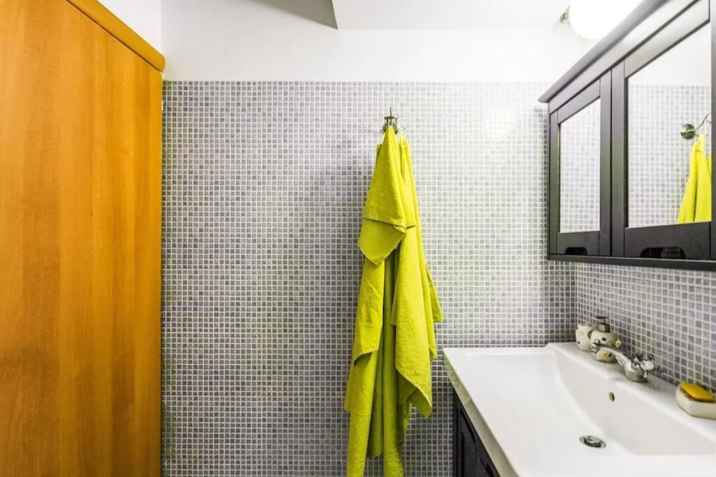 Plaka'S Flat-Near Syntagma Metro Station Apartment Atena Exterior foto