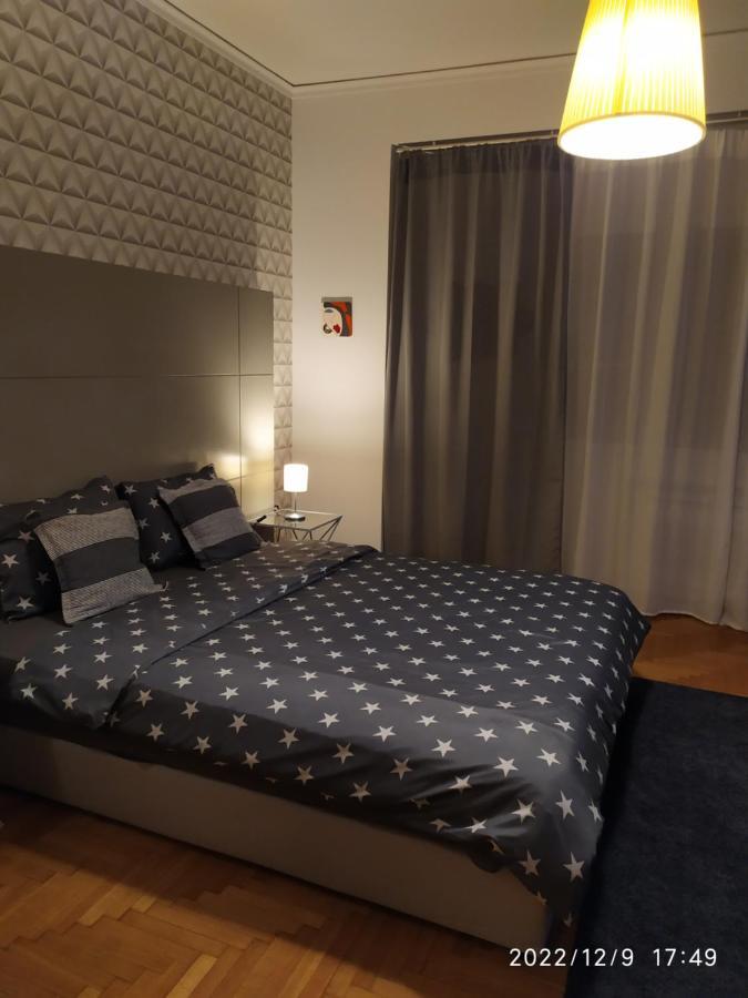 Plaka'S Flat-Near Syntagma Metro Station Apartment Atena Exterior foto